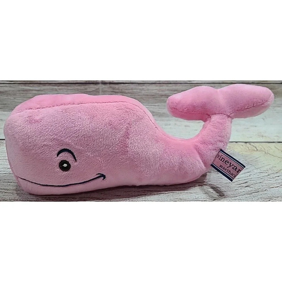 Vineyard Vines Martha's Vineyard Plush Logo Whale Stuffed Animal Soft Pink 8" - Picture 1 of 5